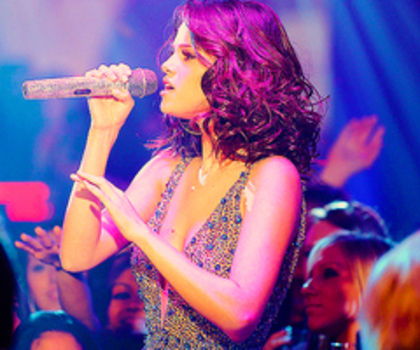 tumblr_lx6hzrAMex1qleox1o1_500_thumb