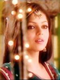 1-6841153-3544-t - Drashti Dhami