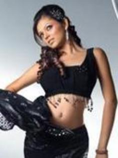 1-8163887-3432-t - Drashti Dhami
