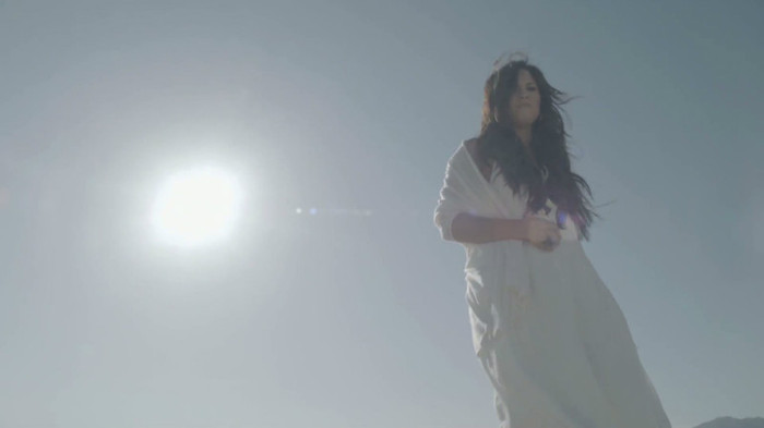 Demi Lovato - Skyscraper 0352