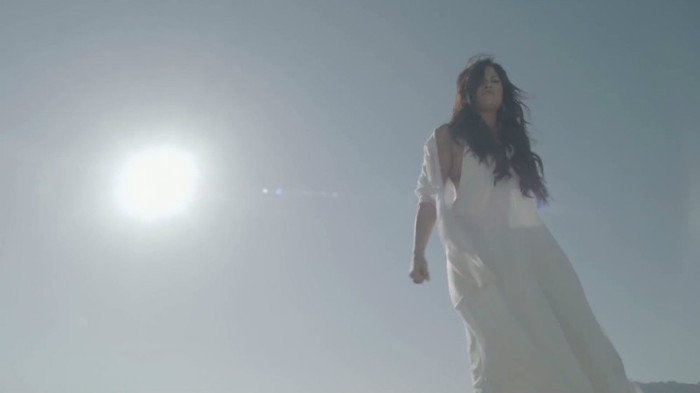 Demi Lovato - Skyscraper 0354