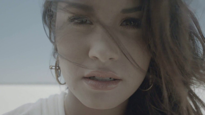 Demi Lovato - Skyscraper 0361