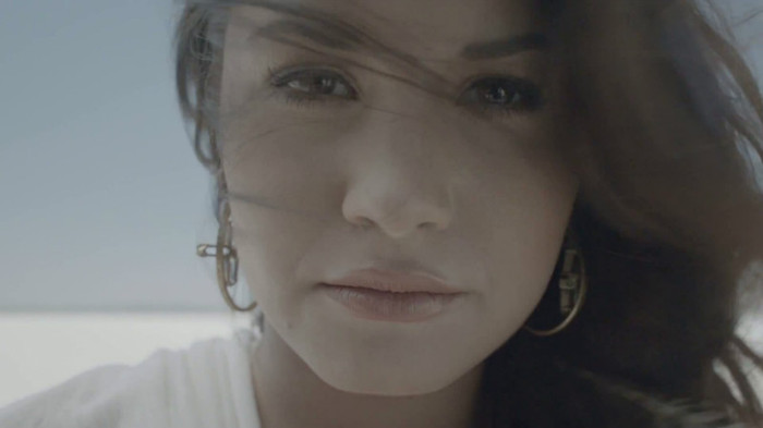 Demi Lovato - Skyscraper 0367