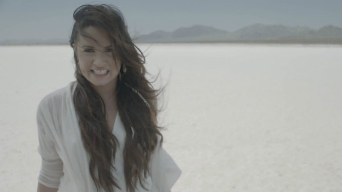 Demi Lovato - Skyscraper 0371