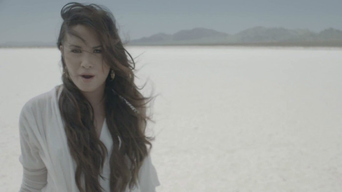 Demi Lovato - Skyscraper 0382