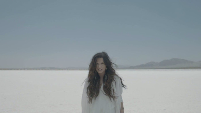 Demi Lovato - Skyscraper 0424 Demi Lovato - Skyscraper 0424