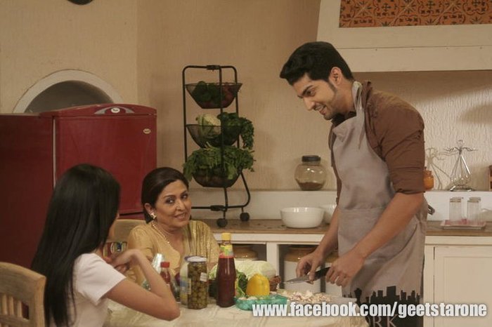 63211_179911848694145_109723285713002_537761_4494806_n