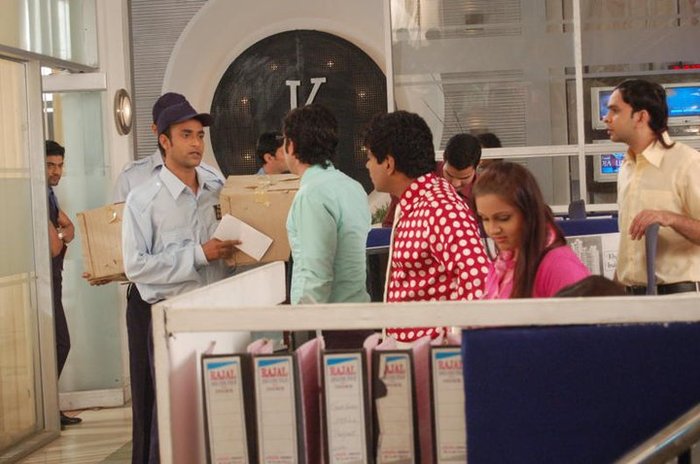 69763_177913632227300_109723285713002_522846_1393132_n