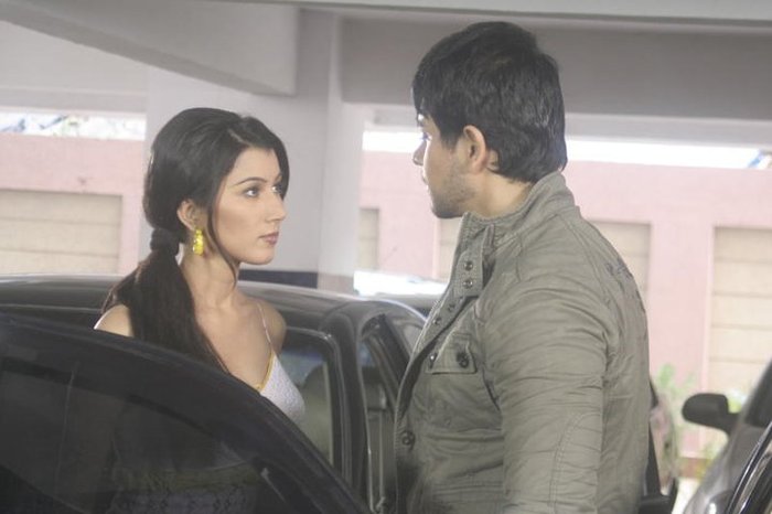 155210_177186052300058_109723285713002_517929_5798507_n - GEET Hui Sabse Parayi Picture Gallery IV