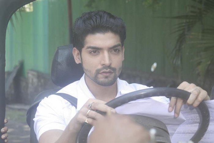 72226_168904003128263_109723285713002_468472_3751360_n - GEET Hui Sabse Parayi Picture Gallery V
