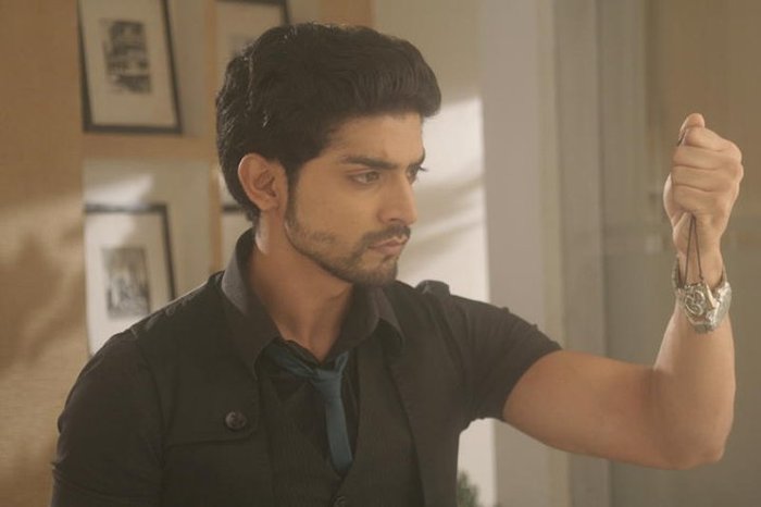 74289_169959663022697_109723285713002_472548_1416957_n - GEET Hui Sabse Parayi Picture Gallery V