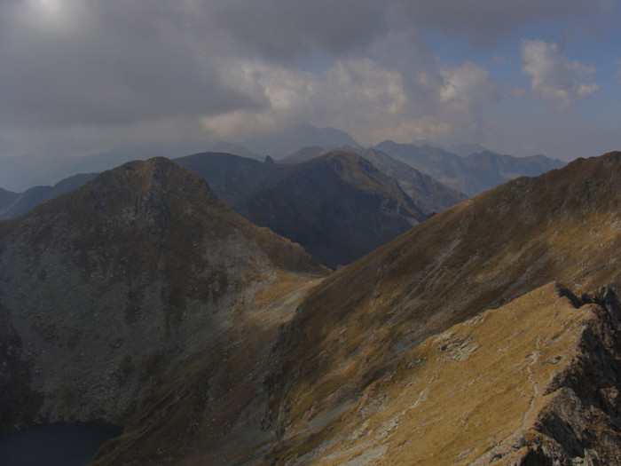 DSC00851.1 - LACUL CALTUN MUNTII FAGARAS