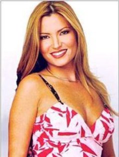 34262_111952155519468_109882815726402_76081_2165235_a - Martha Julia