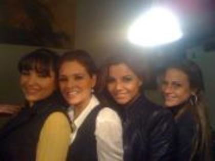 378968_185469548210545_166761666748000_373202_1114576786_a - Martha Julia