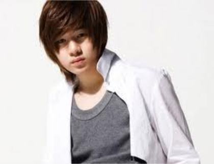 =Henry+Lau&hl=ro&prmd=imvnsol&tbm=isch&tbo=u&=NJ8pT_OsGs - Henry Lau