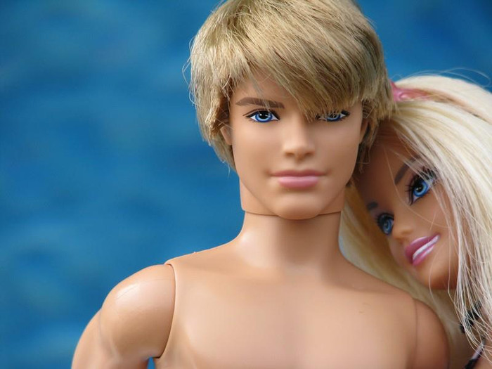 337707_102418486532533_100002931450953_9904_1516085150_o - barbie