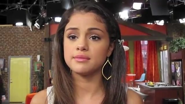 WOWP last day 316 - Selena Gomez On The Last Day Of Shooting Wizards of Waverly Plave