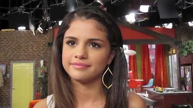 WOWP last day 343 - Selena Gomez On The Last Day Of Shooting Wizards of Waverly Plave