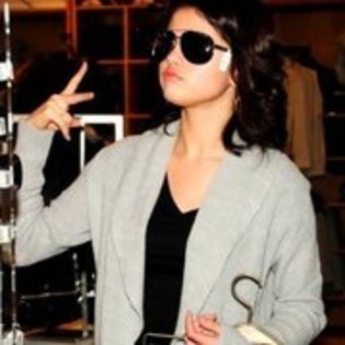 00113816 - 0 Selena Marie Gomez