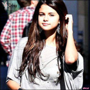 00124523 - 0 Selena Marie Gomez