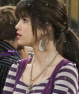 0081645691 - 0 Selena Marie Gomez
