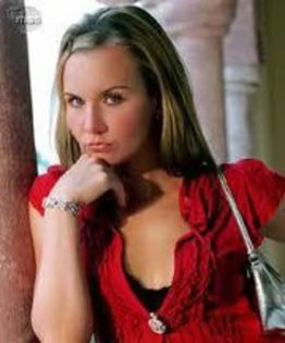 276623_198381443548927_8148219_n - Michelle Vieth