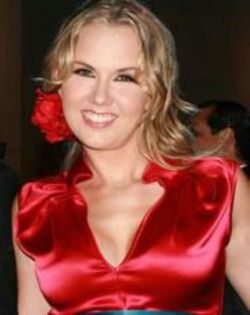 305264_168510699898010_609210189_a - Michelle Vieth