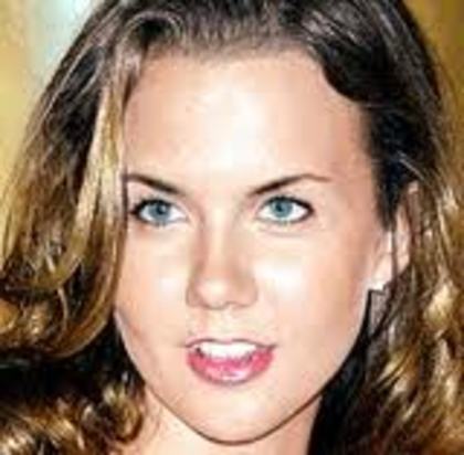 descărcare (5) - Michelle Vieth