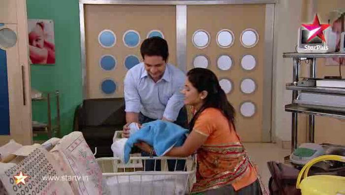 421052_344173808939906_199511556739466_1205818_1245004113_n - Naksh and Baby Boy Singhania