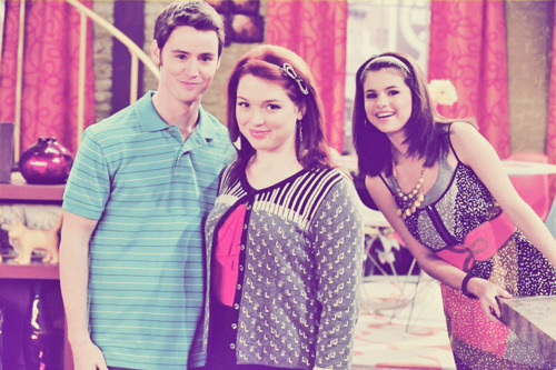 2Q2OK - Wizdars Of Waverly Place
