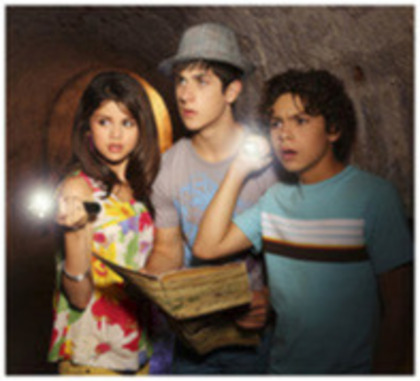 0026778347 - Wizdars Of Waverly Place