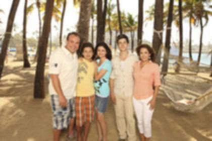  - Wizdars Of Waverly Place