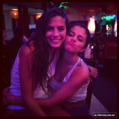normal_usn-instagram-01feb-2011_28129 - 0  Instagram Selena Gomez