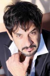 images (16) - Miguel Rodarte