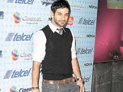 images (35) - Miguel Rodarte