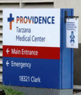 normal_12 - 26 09 - Visiting Providence Hospital in Tarzana