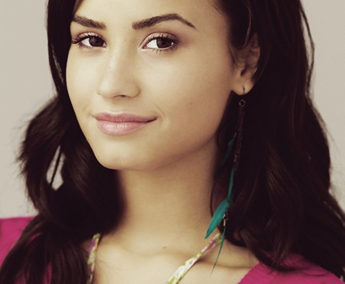 Buna Abby..Haide jucati-va[ nu era demi]