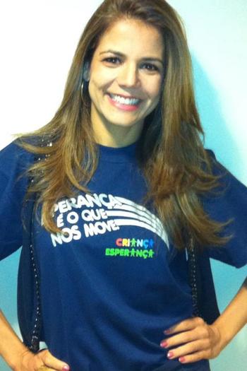 298147_273909239302450_270082133018494_1123478_1644391_n - Nivea Stelmann