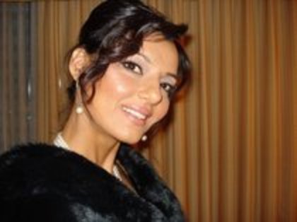 38901260_XZCROOCRD - G-barkha madan-G