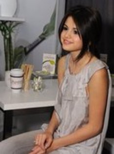 0029148348 - xo - Versuri Wizards of waverly place theme song - xo
