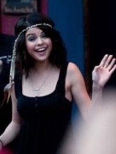 0029148419 - xo - Versuri Wizards of waverly place theme song - xo