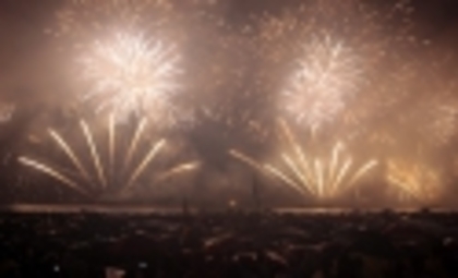 revelionul-2012-in-imagini-vezi-cele-mai-spectaculoase-focuri-de-artificii-din-lume-123946 - de revelion