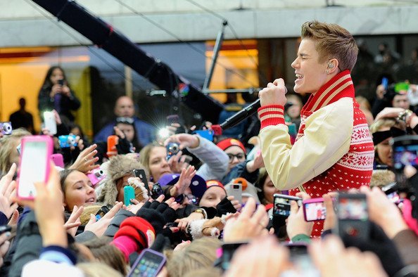 383766_311466355544321_144897825534509_1122637_1285706880_n