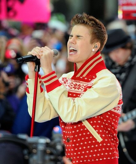 391773_311466195544337_144897825534509_1122626_221425809_n