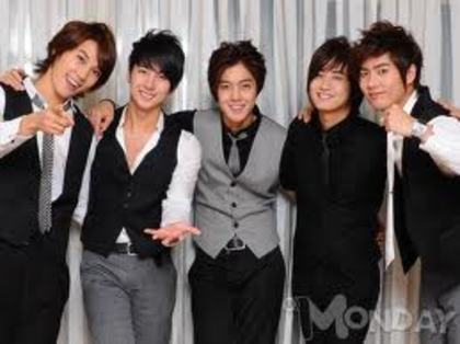 =ss501&hl=ro&prmd=imvnsl&tbm=isch&tbo=u&source=GFeqA4gSdpdCl