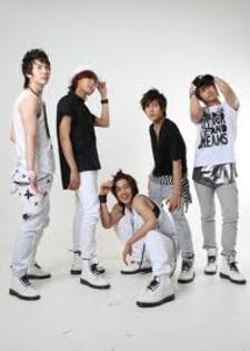 =ss501&hl=ro&prmd=imvnsl&tbm=isch&tbo=u&source=univ&qA4gSdpdCl