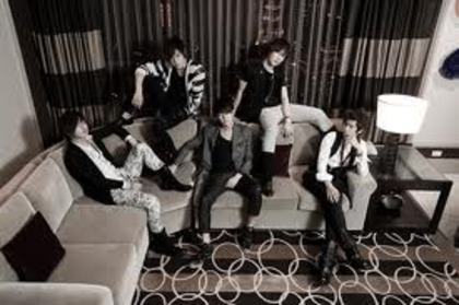 =ss501&hl=ro&prmd=imvnsl&tbm=isch&tbo=u&sourceeqA4gSdpdCl