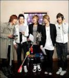 =ss501&hl=ro&prmd=imvnsl&tbm=isch&tbo=u&sourcFeqA4gSdpdCl