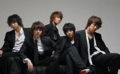images=ss501&hl=ro&prmd=imvnsl&tbm=isch&tbo=u&source=univqA4gSdpdCl