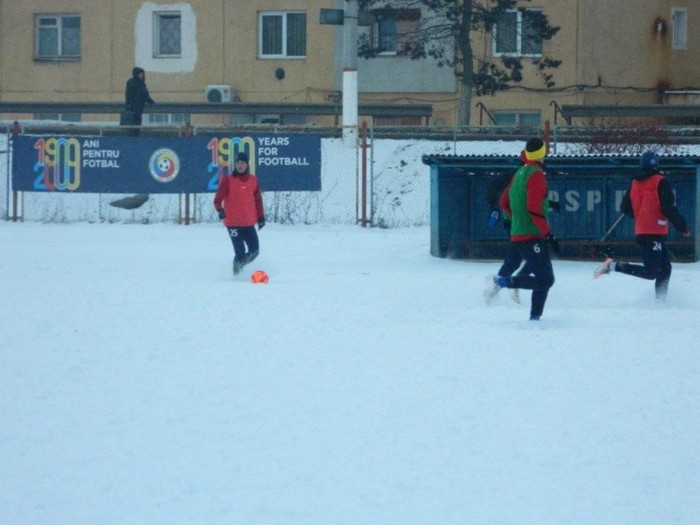 406861_365113700171329_159580957391272_1656902_872838077_n